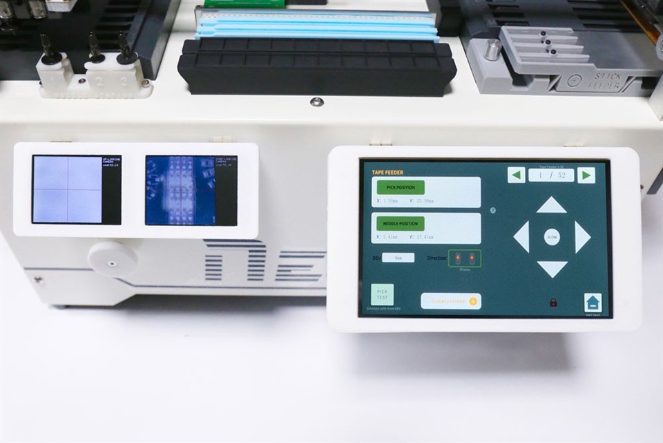 Small Pick and Place Machine